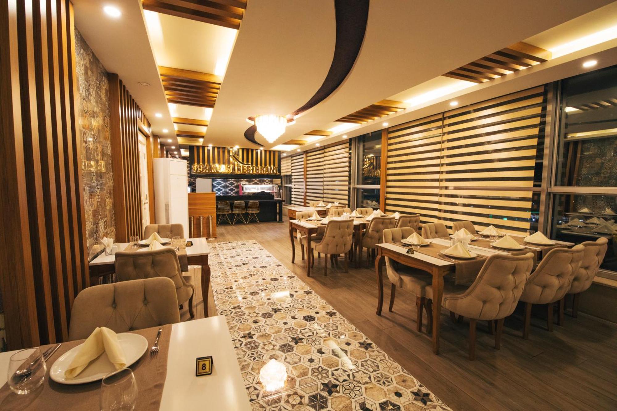 Royal Mersin Otel Eksteriør bilde